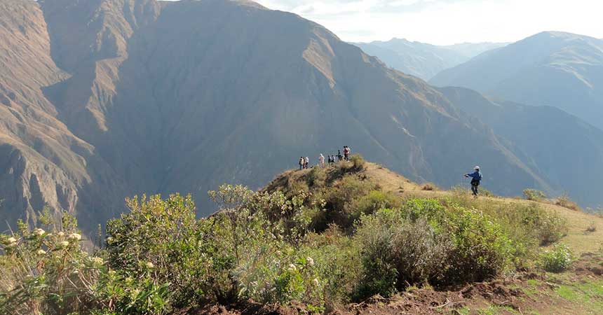 Condor Viewpoint Cusco 1D — photo 3